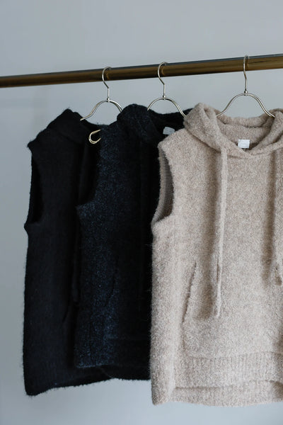 Maglione senza maniche con cappuccio in alpaca militare