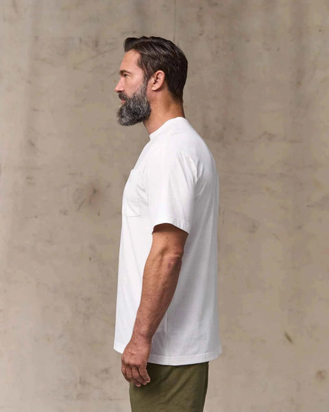 OUTFITTER POCKET T-SHIRT