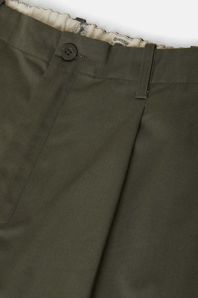 TWILL TUCK TAPERD GREEN