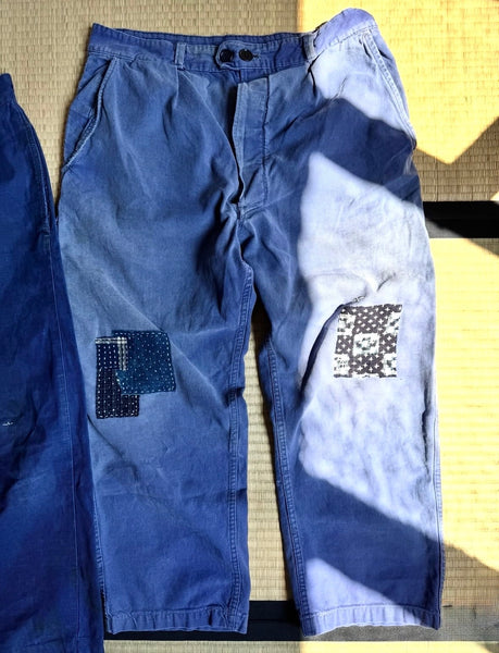 Pantaloni da lavoro francesi vintage anni '50 blu toppa rattoppato