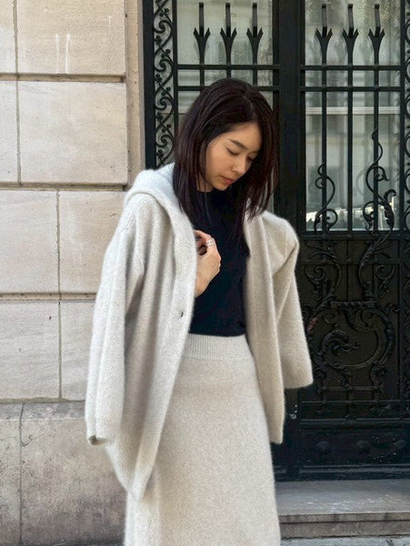 Cardigan con cappuccio in cashmere e volpe