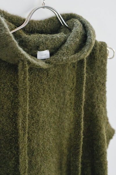 Maglione senza maniche con cappuccio in alpaca militare