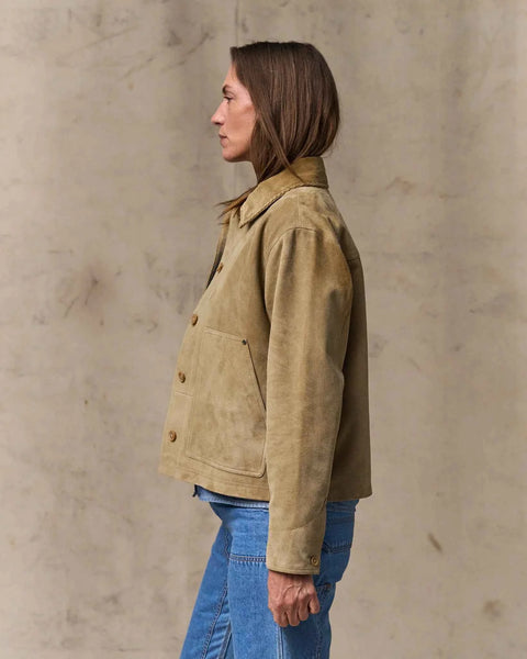 WOMEN'S SHORT SUEDE BARN JACKET