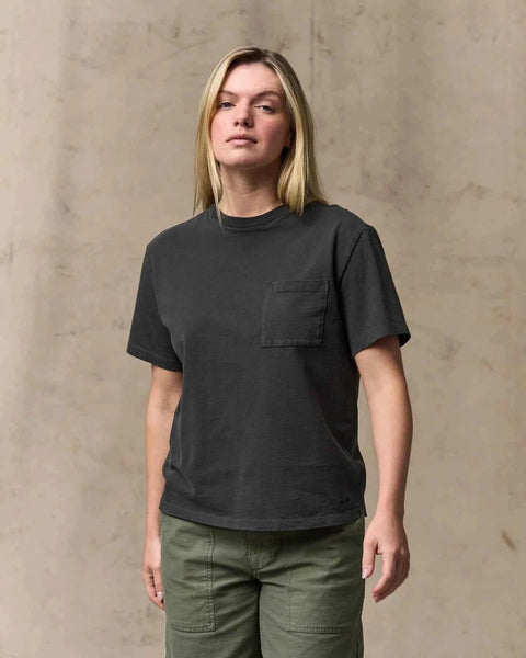WOMEN'S SHORT SLEEVE POCKET TEE