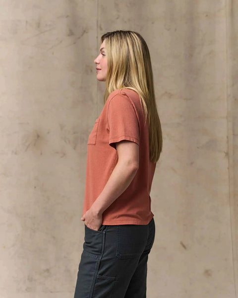 WOMEN'S SHORT SLEEVE POCKET TEE