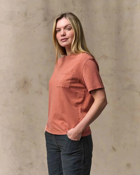 WOMEN'S SHORT SLEEVE POCKET TEE
