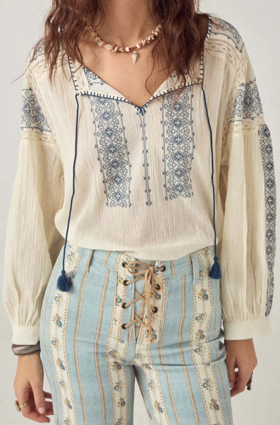 CLAUDIA BLOUSE
Indigo Poet