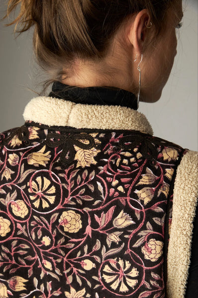 JUNO VEST RUBY NOIR