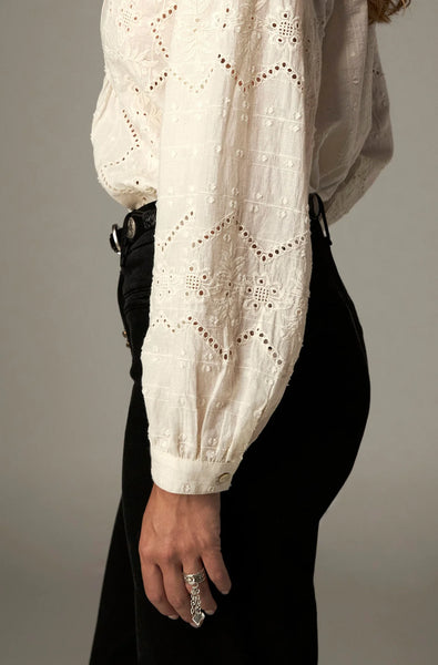 RENATA BLOUSE CHANTILLY