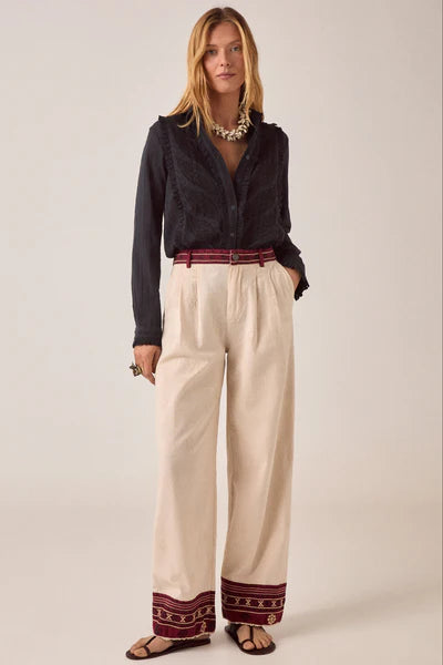 GILBERTO PANT Folklorique