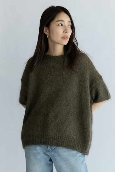 Maglione in seta mohair con spacco laterale