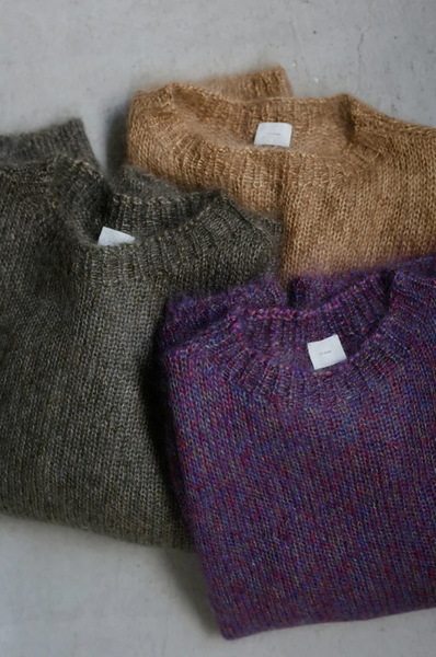 Maglione in seta mohair con spacco laterale