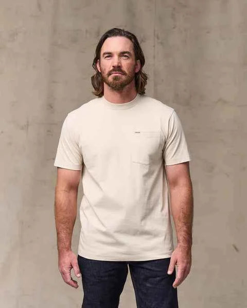 OUTFITTER POCKET T-SHIRT